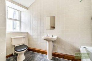 Photo 13- click for photo gallery